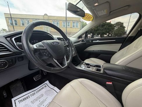 Used 2018 Ford Fusion Titanium AWD/4WD image 15