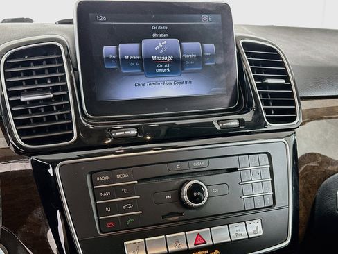 Used 2016 Mercedes-Benz GLE 350 image 21