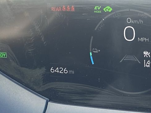 Certified 2025 Toyota Prius Plug-In Hybrid image 20