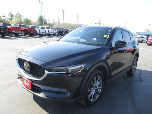 Used 2019 MAZDA CX-5 Signature image 11