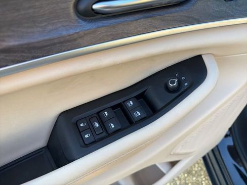 Used 2025 Jeep Grand Cherokee L Limited w/ Trailer Tow Package image 12