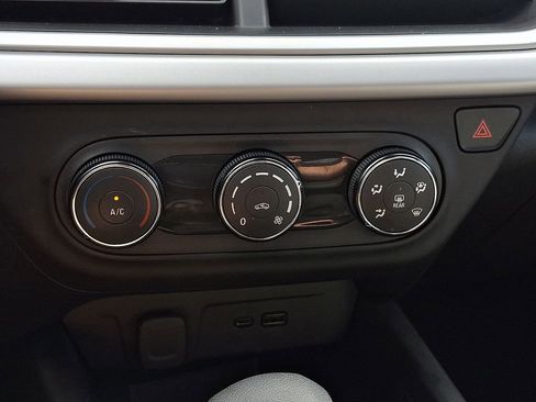 Certified 2024 Chevrolet Trax LS image 15