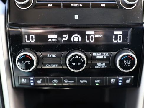 Certified 2022 Subaru Ascent Touring image 48