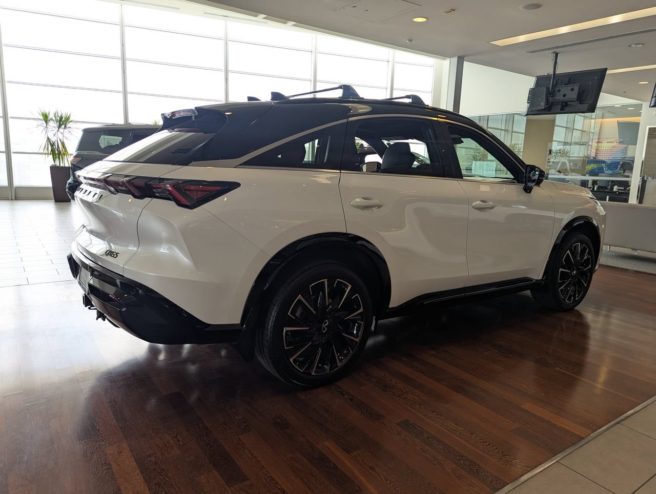 Certified 2027 INFINITI QX65 Autograph w/ Technology Package AWD/4WD image 5