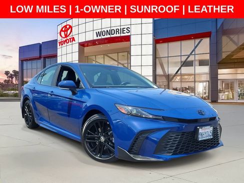 Used 2025 Toyota Camry SE w/ Multimedia Upgrade Package FWD image 1