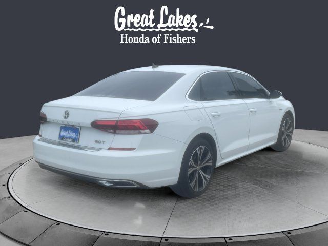 Used 2021 Volkswagen Passat 2.0T SE FWD image 5