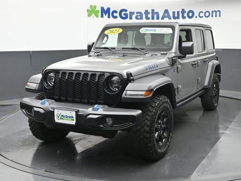 Used 2023 Jeep Wrangler Unlimited w/ Cold Weather Group AWD/4WD image 16