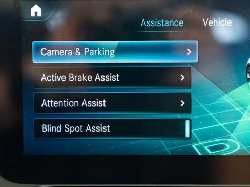 Used 2021 Mercedes-Benz GLC 300 4MATIC image 18