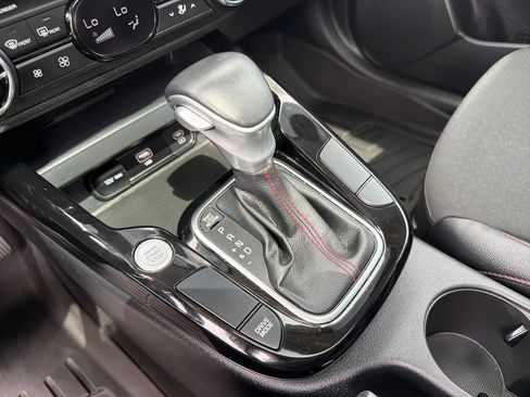 Used 2023 Kia Soul GT-Line FWD image 37