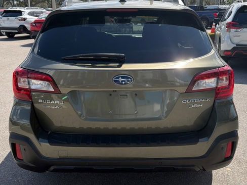 Used 2019 Subaru Outback 3.6R Touring image 6