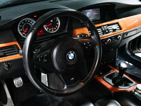 Used 2007 BMW M5 image 20