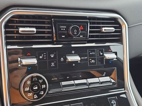 New 2026 Nissan Armada SL w/ Captain's Chari Seat Package image 28