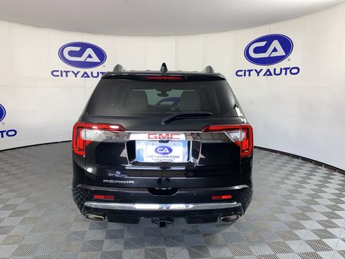Used 2021 GMC Acadia Denali w/ Denali Technology Package FWD image 4