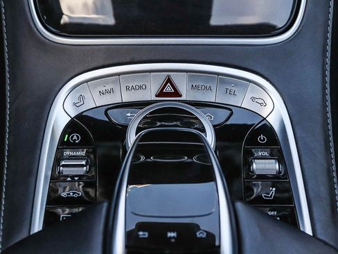 Used 2019 Mercedes-Benz S 560 Sedan image 21