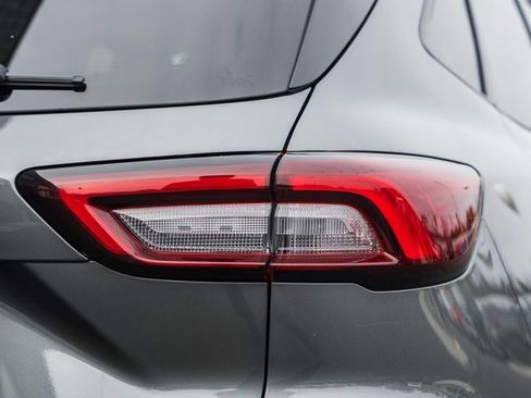 Used 2025 Ford Escape ST-Line image 8