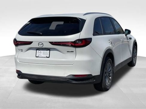 Used 2024 MAZDA CX-90 Plug-In Hybrid w/ Preferred AWD/4WD image 4