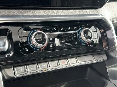 New 2026 GMC Sierra 2500 Denali image 13