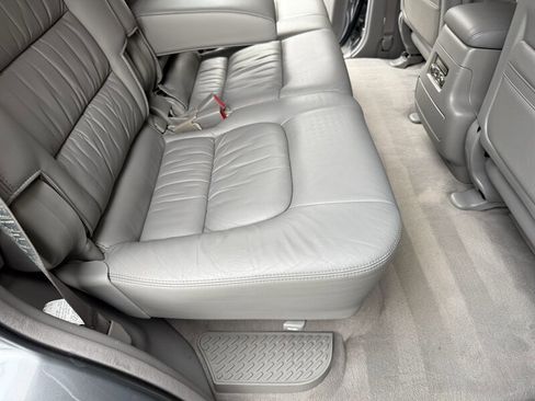 Used 2005 Lexus LX 470 4WD image 70
