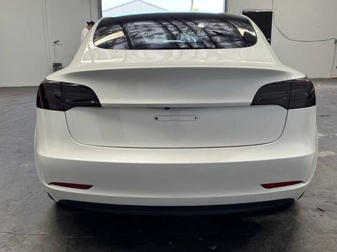 Used 2023 Tesla Model 3 Standard Range RWD image 3