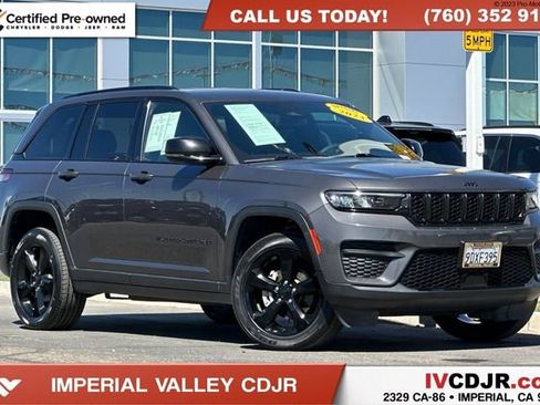 Certified 2023 Jeep Grand Cherokee Altitude image 1