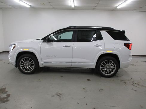 New 2026 GMC Terrain Denali image 8