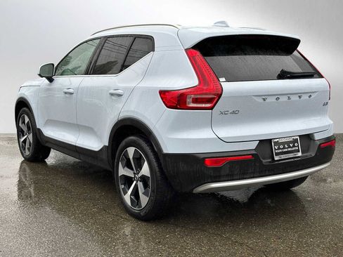 Certified 2025 Volvo XC40 B5 Plus AWD/4WD image 6