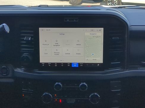 Used 2025 Ford F450 Platinum w/ FX4 Off-Road Package image 16