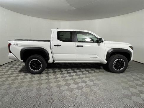 New 2026 Toyota Tacoma TRD Off-Road AWD/4WD image 8