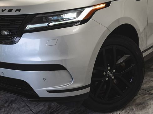 Used 2024 Land Rover Range Rover Velar S image 39