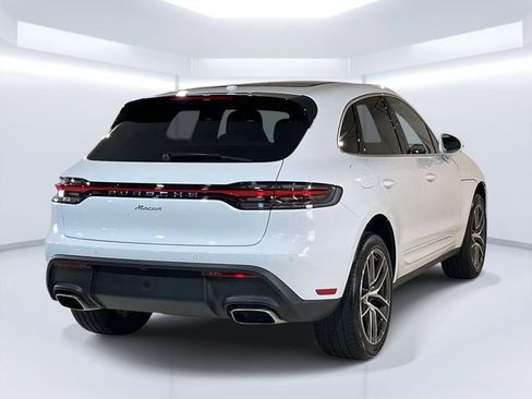 New 2026 Porsche Macan image 8