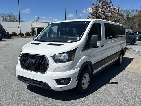 Used 2024 Ford Transit 350 XLT RWD image 3