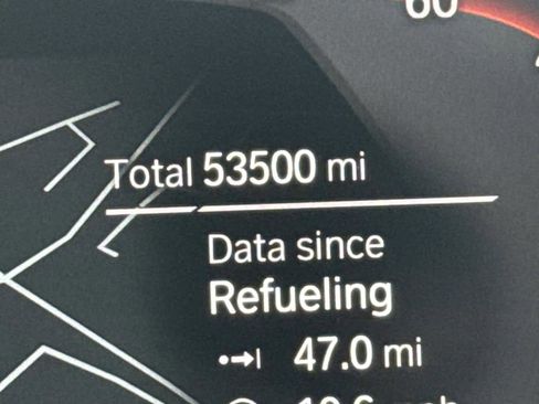 Used 2021 BMW X5 xDrive40i w/ Premium Package image 25