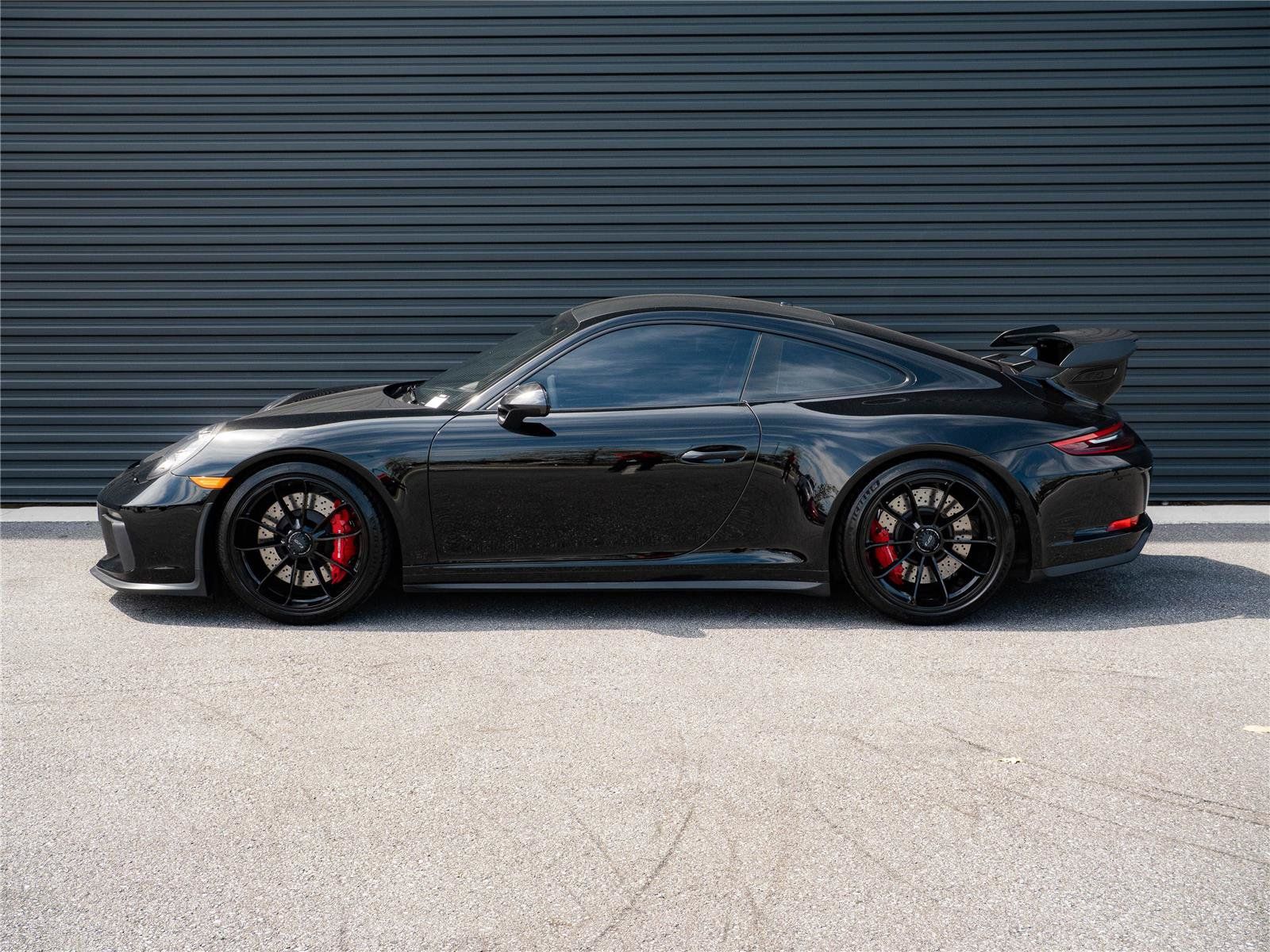 Certified 2018 Porsche 911 GT3 RWD image 2