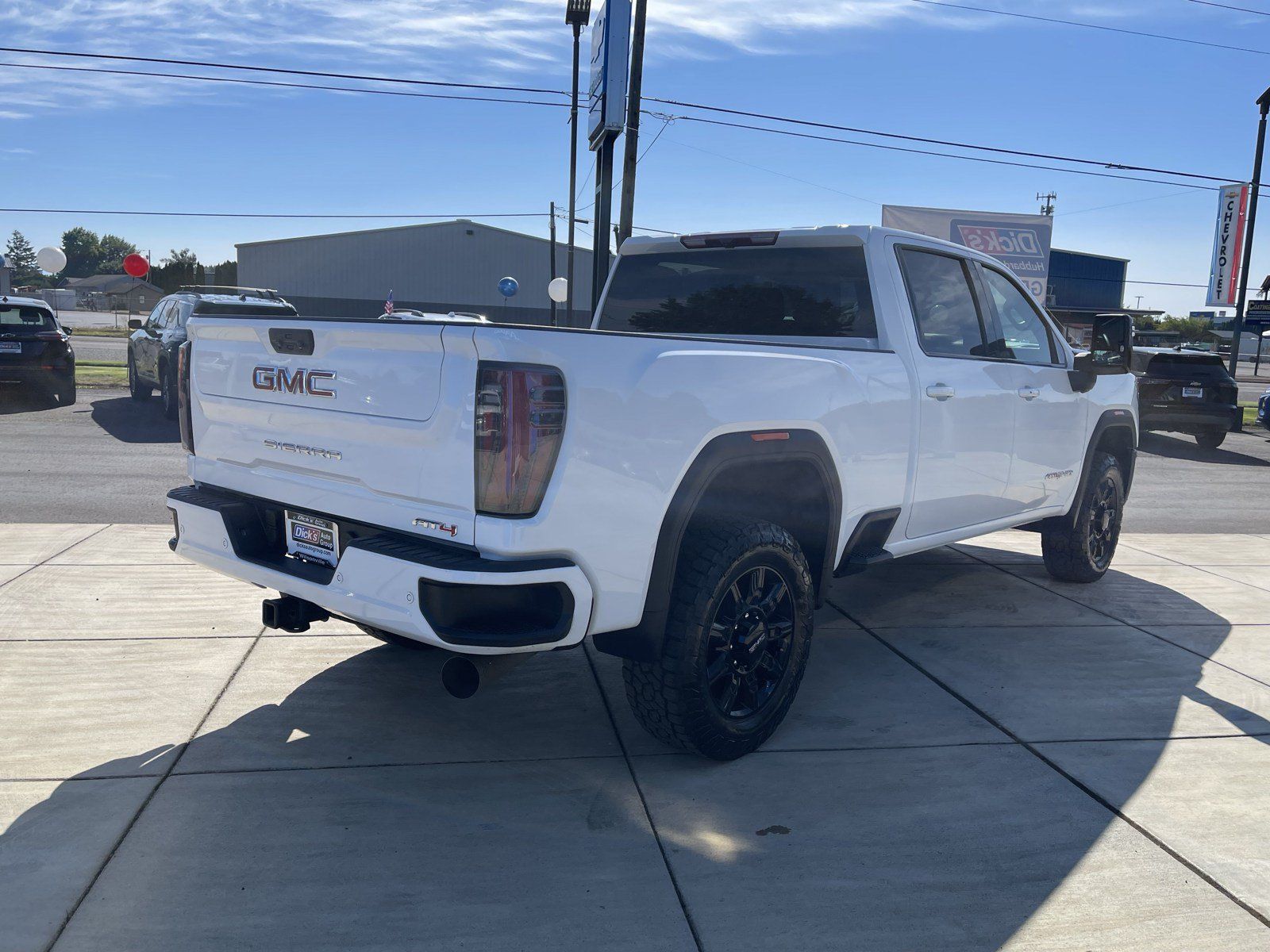 Used 2025 GMC Sierra 2500 AT4 AWD/4WD image 5