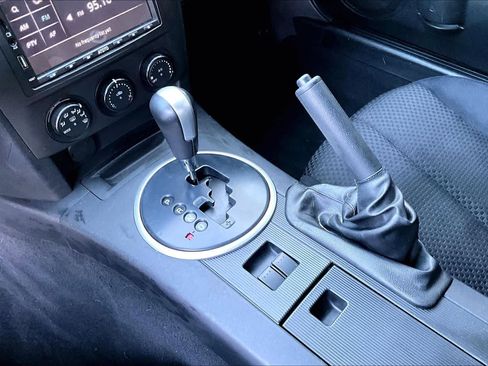 Used 2007 MAZDA MX-5 Miata Touring image 17