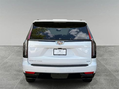Certified 2023 Cadillac Escalade Sport w/ Touring Package image 11
