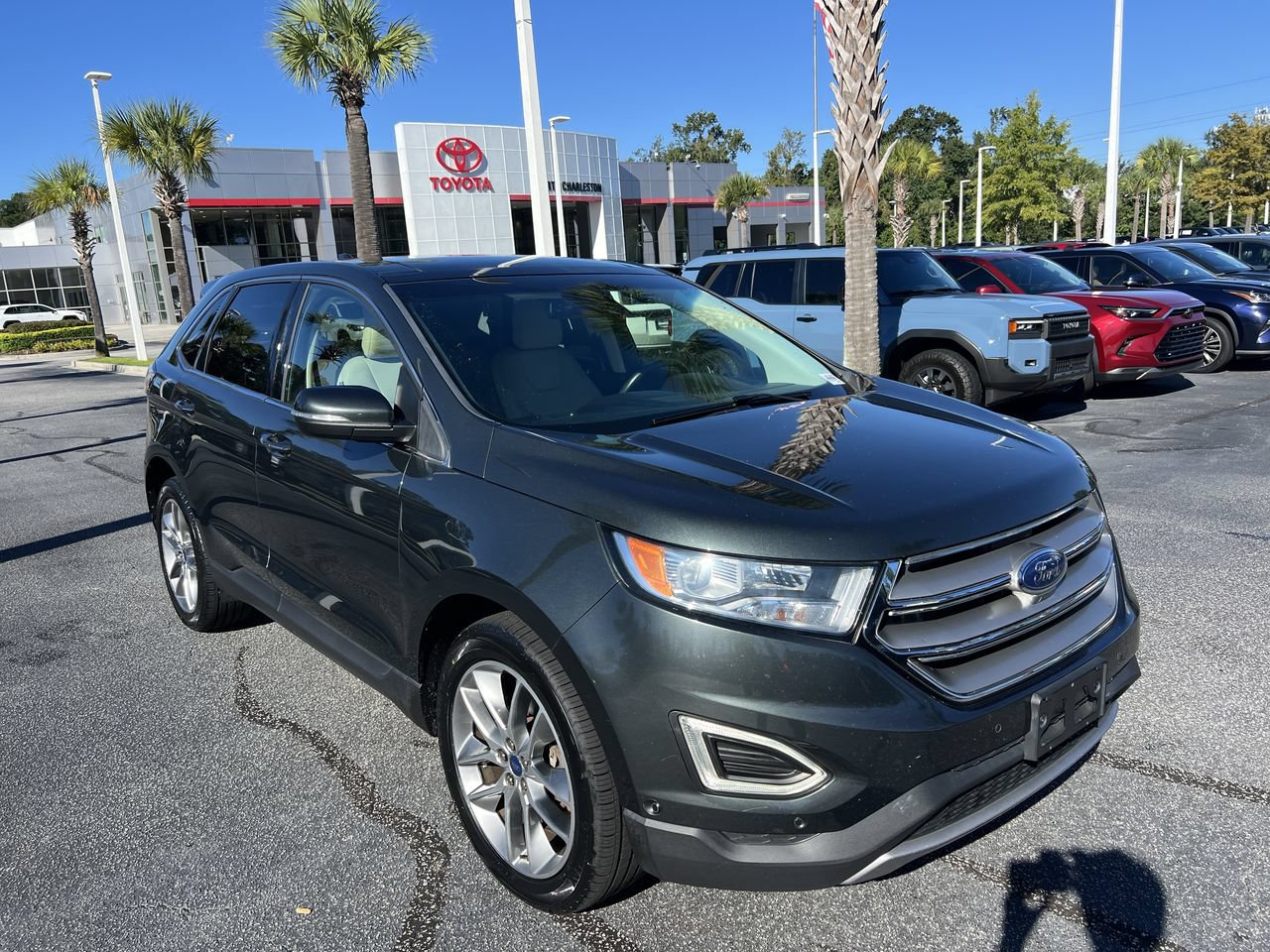 Used 2015 Ford Edge Titanium w/ Equipment Group 302A AWD/4WD image 2
