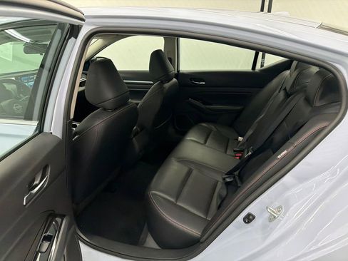 Used 2024 Nissan Altima 2.5 SR w/ SR Premium Package image 20