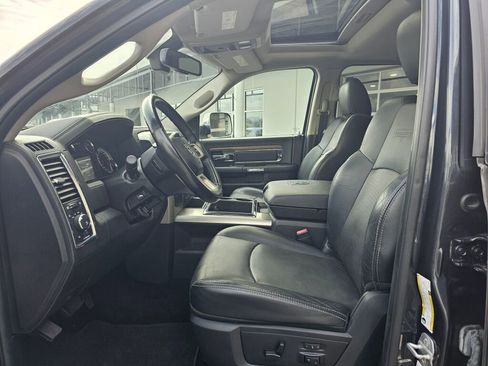 Used 2014 RAM 2500 Laramie w/ Convenience Group AWD/4WD image 22