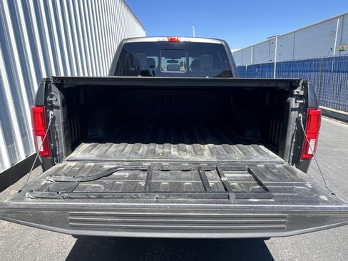 Used 2020 Ford F150 Lariat RWD image 11