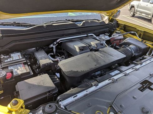 Used 2023 GMC Canyon AT4 AWD/4WD image 28
