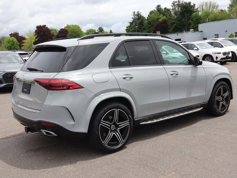 Used 2024 Mercedes-Benz GLE 450 4MATIC w/ AMG Line Exterior image 5
