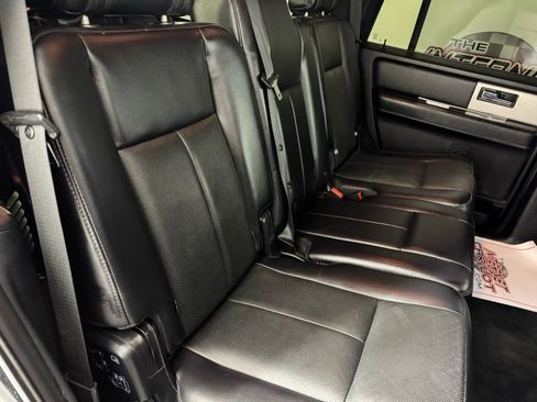 Used 2017 Ford Expedition XLT w/ Equipment Group 202A image 38
