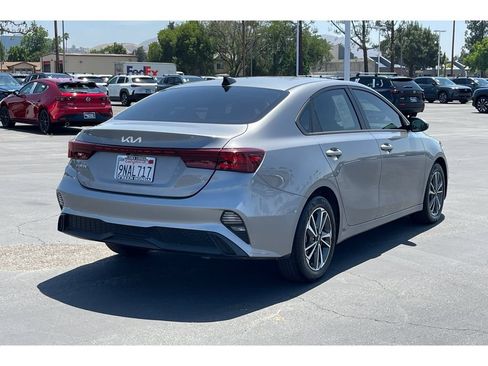 Used 2023 Kia Forte LXS FWD image 6