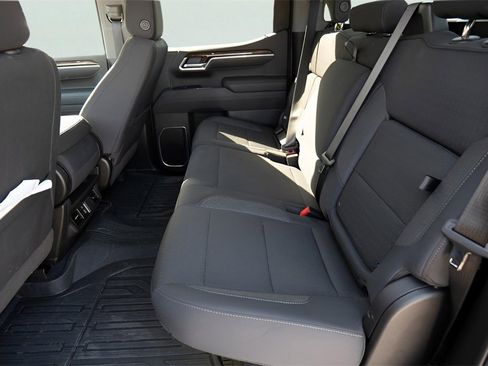 New 2026 GMC Sierra 1500 Elevation image 23