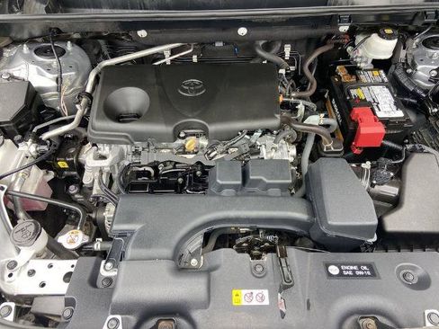Used 2022 Toyota RAV4 Limited FWD image 26