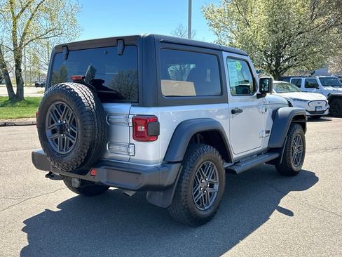 Used 2024 Jeep Wrangler Sport AWD/4WD image 2