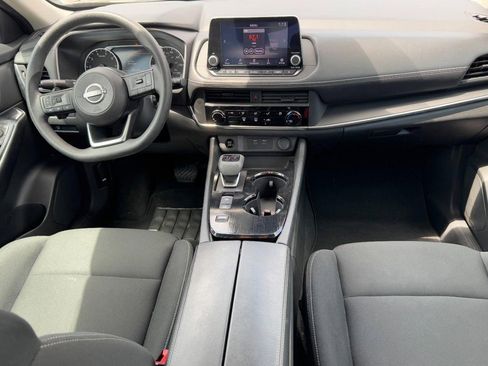 Used 2024 Nissan Rogue S FWD image 13