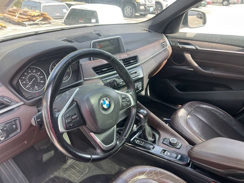 Used 2016 BMW X1 xDrive28i AWD/4WD image 9