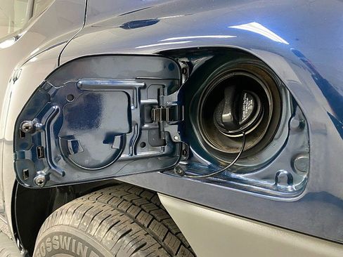 Used 2008 Nissan Xterra S image 27